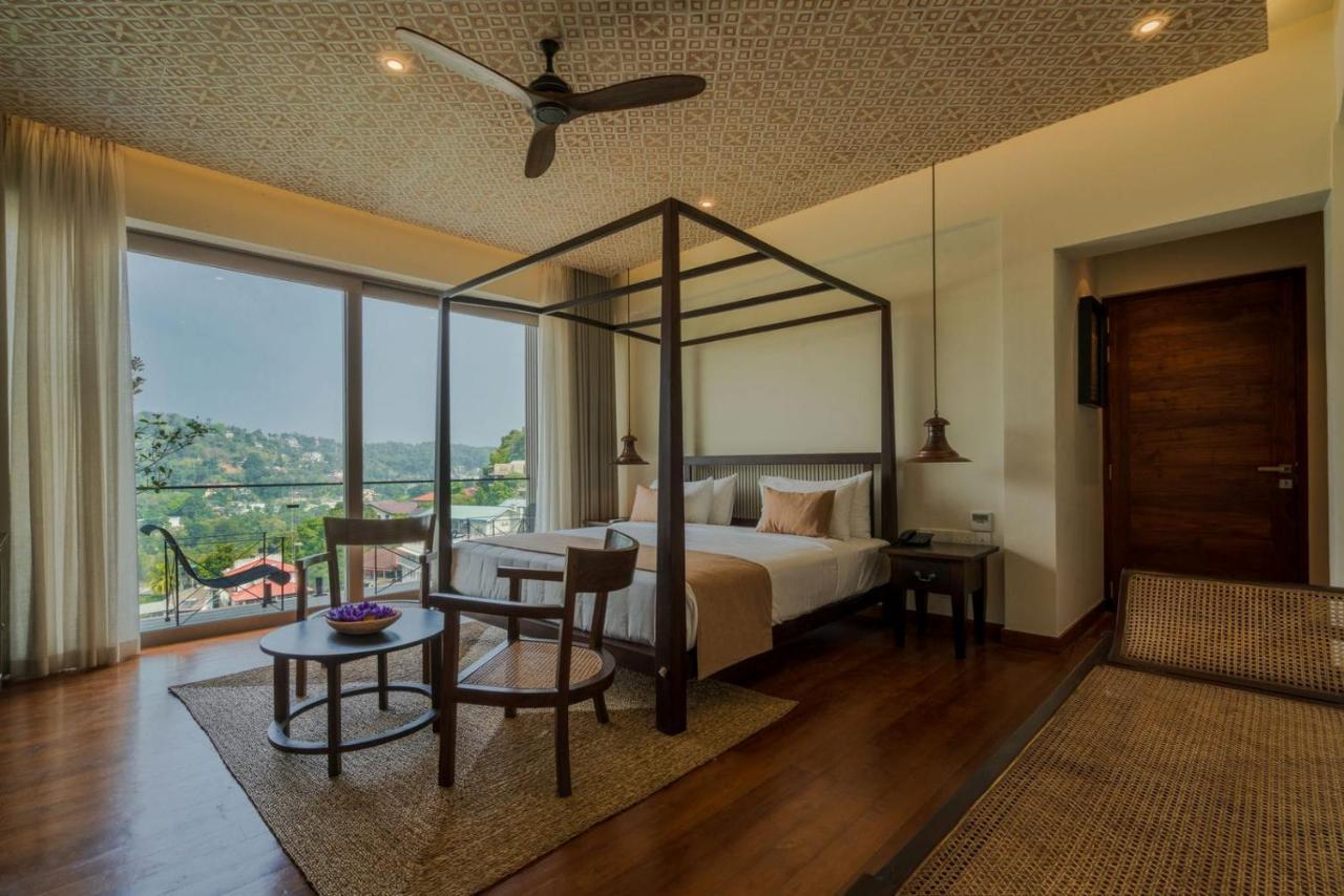 Rivora Heights Hotel Kandy Exterior photo