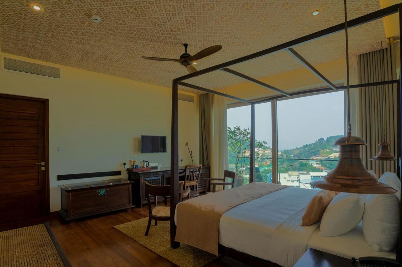 Rivora Heights Hotel Kandy Exterior photo